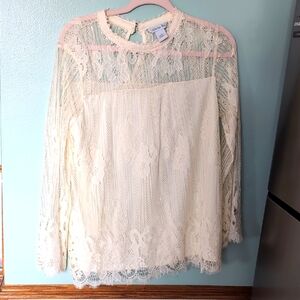Ophelia Roe Elegant Cream Lace Top